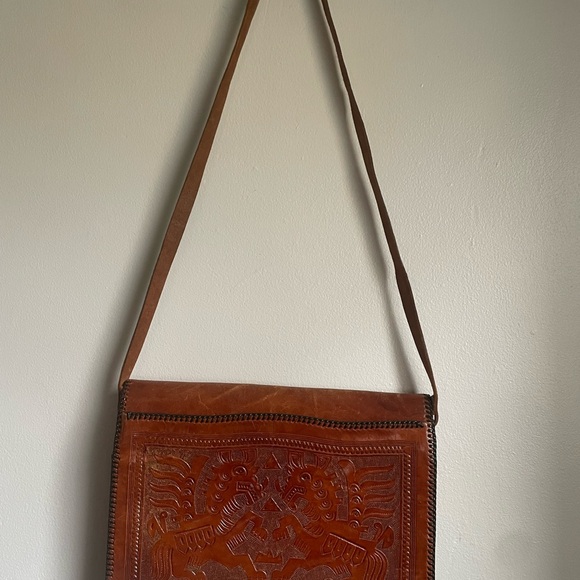 Vintage Leather Embossed Tooled Purse Bag - Picture 4 of 13
